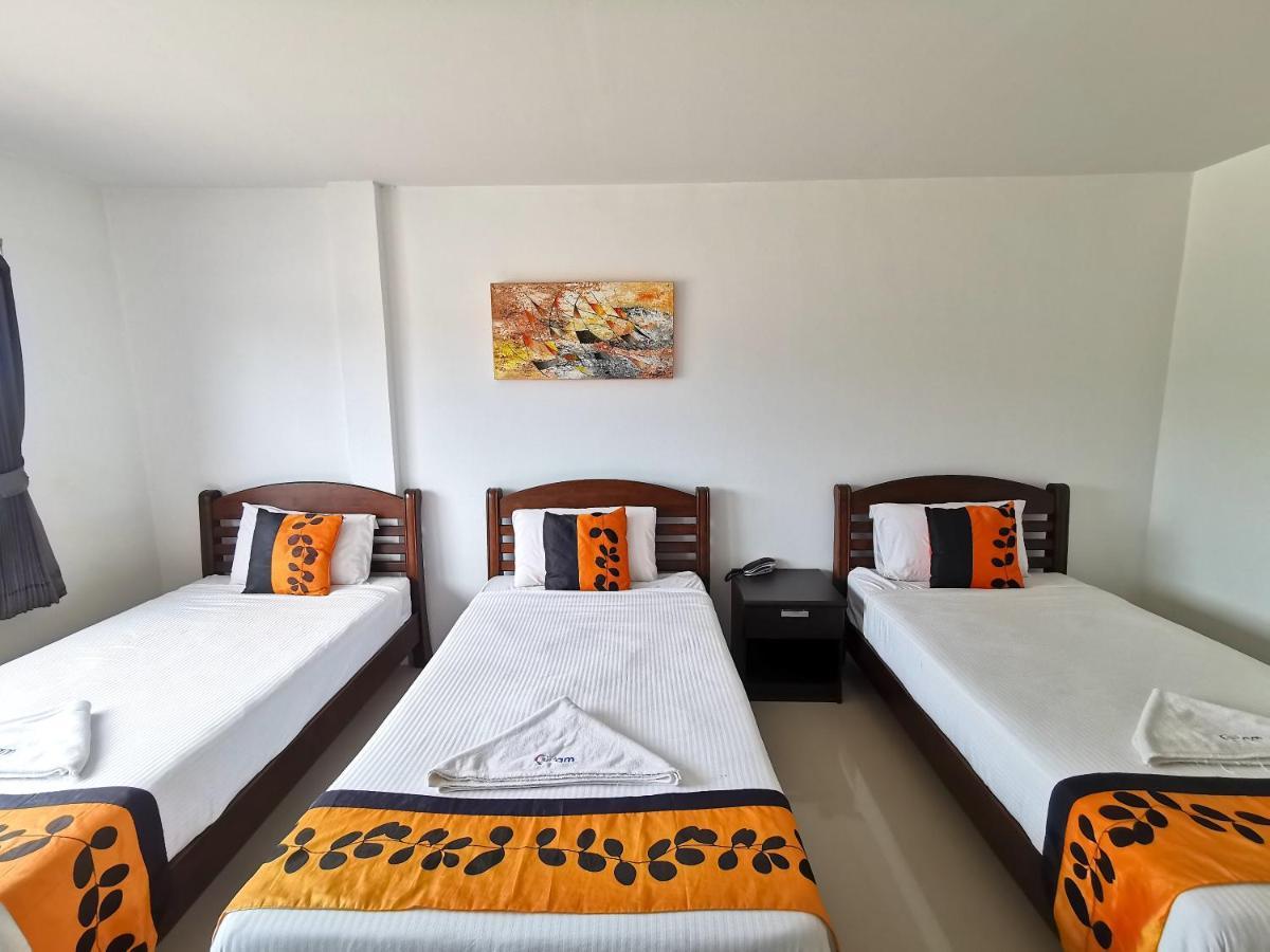 เพชรชะอำ พลาซาแอนด์รีสอร์ต Hotel ภายนอก รูปภาพ