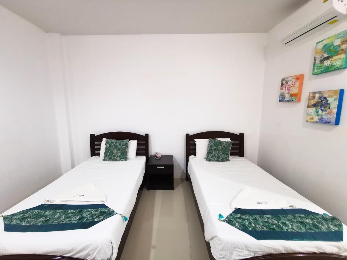 เพชรชะอำ พลาซาแอนด์รีสอร์ต Hotel ภายนอก รูปภาพ