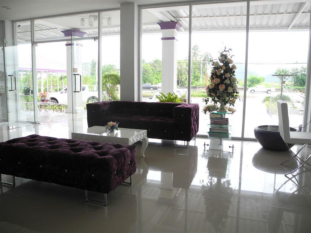 เพชรชะอำ พลาซาแอนด์รีสอร์ต Hotel ภายนอก รูปภาพ