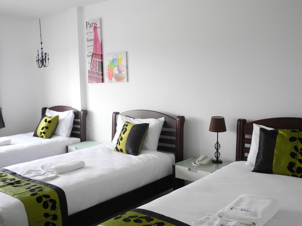 เพชรชะอำ พลาซาแอนด์รีสอร์ต Hotel ภายนอก รูปภาพ